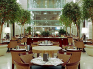 Brasserie and Atrium étterem Corinthia Hotel