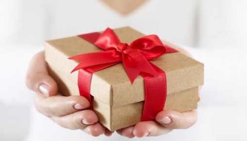Gift  - Ajándék dátum nélkül!