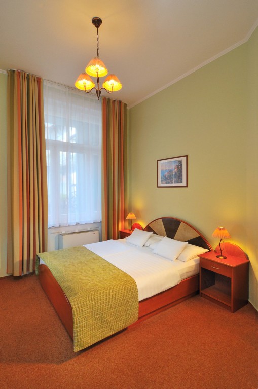   - Baross City Hotel Budapest