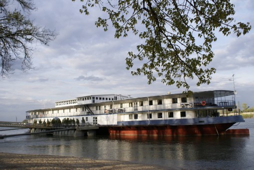   - Aquamarina Boathotel & Rendezvényhajó Budapest