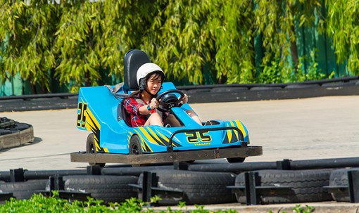 Gokartozás - Aréna Plaza  - Gokartpálya az Arena Plazaban
