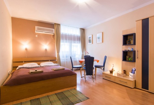   - Apartman Duna Budapest