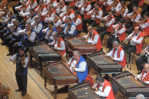 100 Tagú Cigányzenekar  - 100 Tagú Cigányzenekar óévbúcsúztató koncertje
