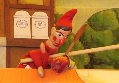   - Vitéz László és az ördögök